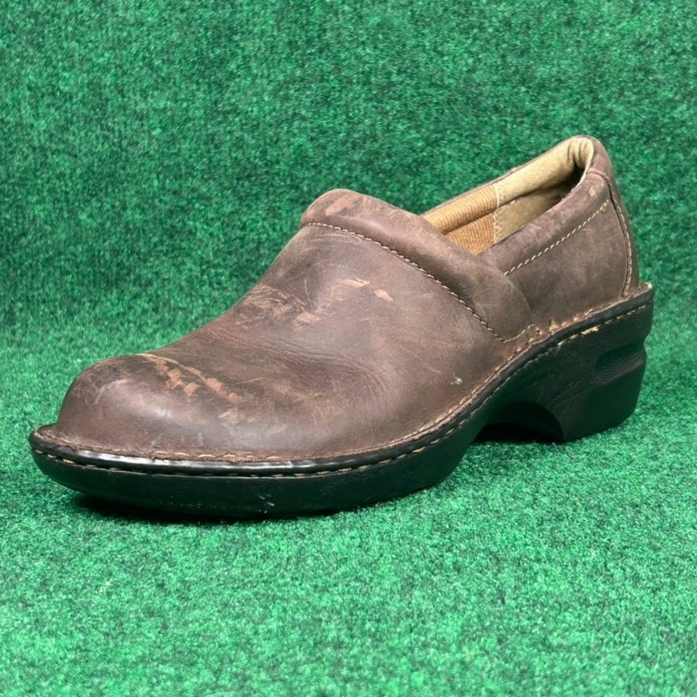 B.O.C. Born Concept Brown Leather Clogs Slip On Platform Shoes Womens 11M C45723